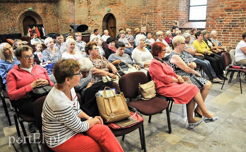 Kolacja droższa niż okręt zdjęcie nr 157823