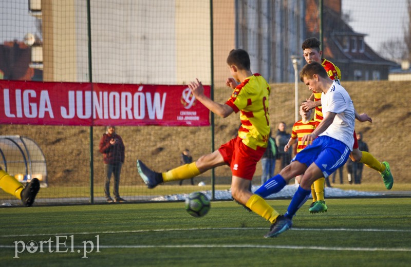 Debiutanci dostali lekcję futbolu zdjęcie nr 171375