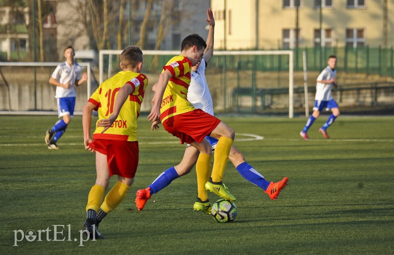 Debiutanci dostali lekcję futbolu zdjęcie nr 171361