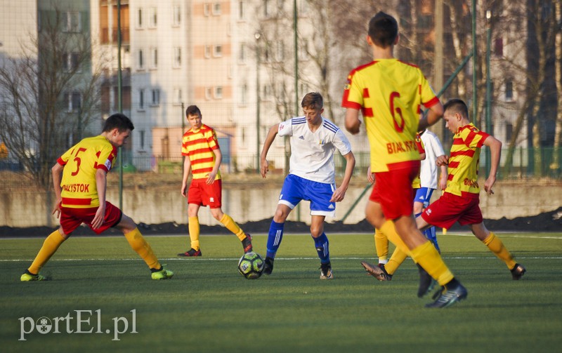 Debiutanci dostali lekcję futbolu zdjęcie nr 171371