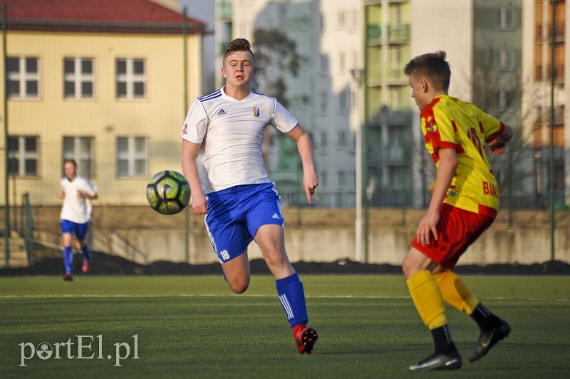 Debiutanci dostali lekcję futbolu zdjęcie nr 171363