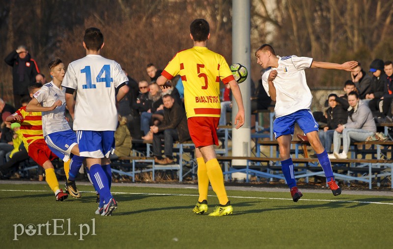 Debiutanci dostali lekcję futbolu zdjęcie nr 171362