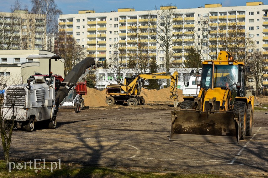 Nowe boiska przy szkołach zdjęcie nr 221647