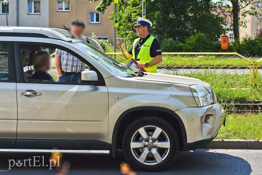 Potrącenie rowerzystki na przejściu dla pieszych zdjęcie nr 225058