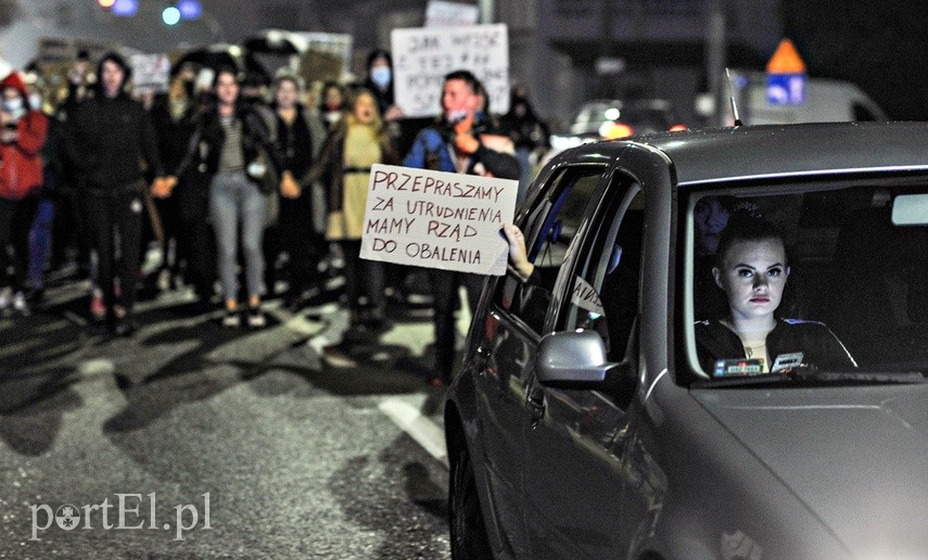 "No woman, no kraj". Kolejne protesty w Elblągu zdjęcie nr 232471