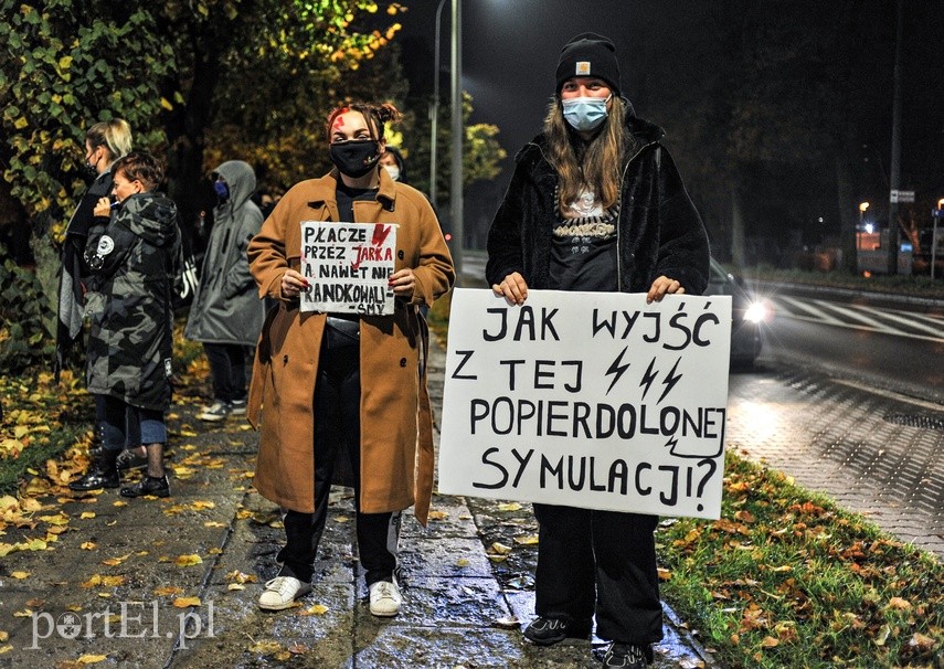 "No woman, no kraj". Kolejne protesty w Elblągu zdjęcie nr 232453