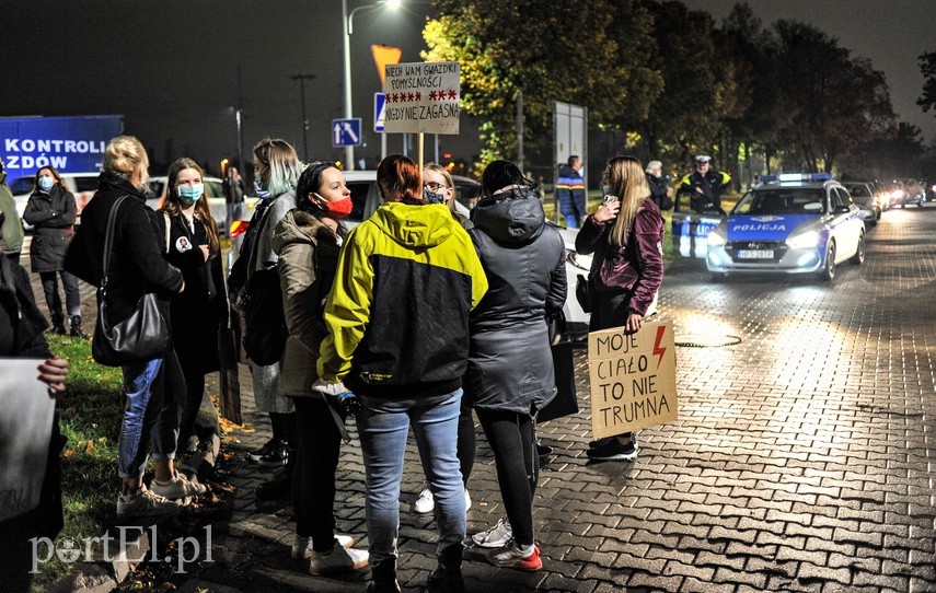"No woman, no kraj". Kolejne protesty w Elblągu zdjęcie nr 232459