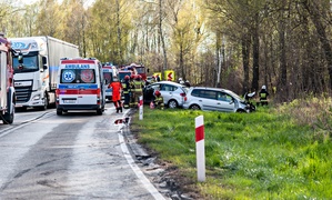 Wypadek w Karczowiskach, zginął jeden z kierowców
