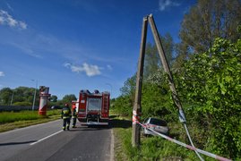 22-latek uderzył w latarnię na ul. Mazurskiej