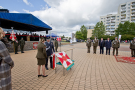 Pułk ze sztandarem