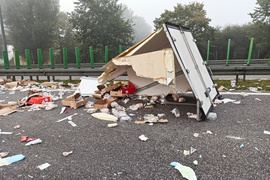 Kolizja aut dostawczych na obwodnicy Elbląga, trasa była zablokowana