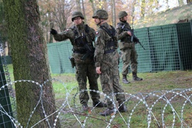 Żołnierze ćwiczą, Łotwa czeka...