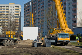 Przy szkołach powstają hale