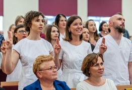 \"Pielęgniarstwo to zawód, nauka i sztuka\"