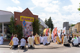 Przez miasto przeszły procesje