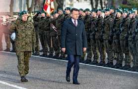 Mariusz Błaszczak w Elblągu: „Nasycamy wojskiem polskim wschodnią część naszego kraju”