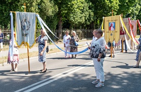 Skąd się wzięły procesje Bożego Ciała