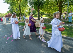 Skąd się wzięły procesje Bożego Ciała