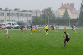 Mokra inauguracja IV ligi