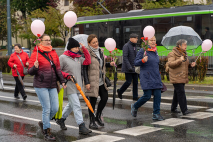 \"Manifestujmy radość, pamiętajmy o badaniach i profilaktyce!\"