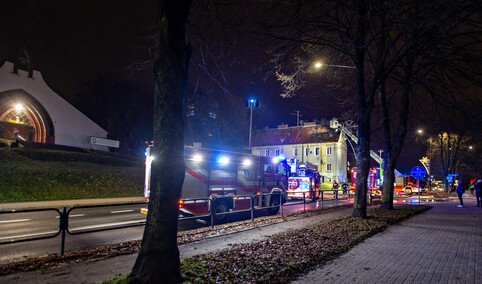 Pożar pustostanu przy Odrodzenia