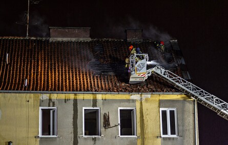 Pożar pustostanu przy Odrodzenia