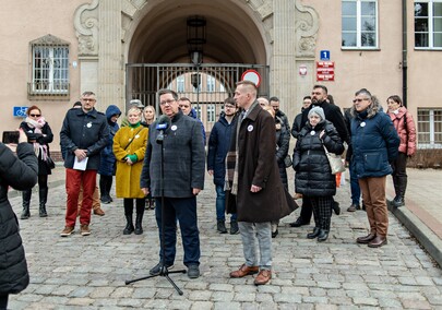 Rzecznik ogłasza swój start w wyborach na prezydenta