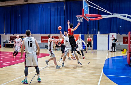 Basketball włącza turbo i odjeżdża