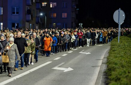 Wierni przeszli przez Elbląg w Drodze Krzyżowej