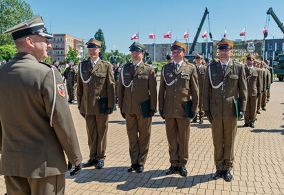 Jeszcze nie oficerowie, ale już nie szeregowi