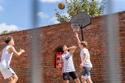 Armwrestling, streetball i amerykański styl