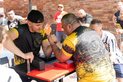 Armwrestling, streetball i amerykański styl