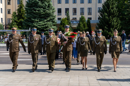 „Krwawy marsz zatrzymany pod Warszawą“