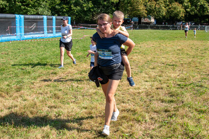 „Mama, dawaj“. Zobacz zdjęcia z Jump&Run w Bażantarni