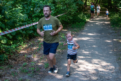 „Mama, dawaj“. Zobacz zdjęcia z Jump&Run w Bażantarni