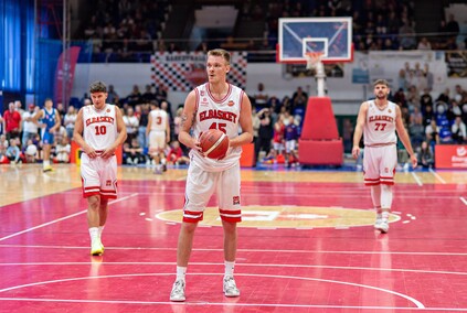 Elbasket uczy się ligi