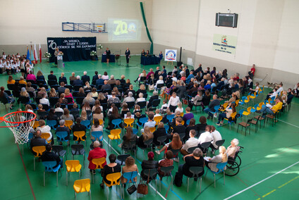 Siedemdziesiątka \"dwunastki\"