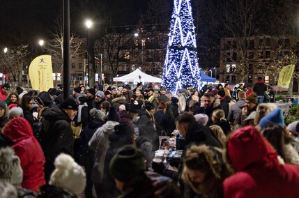 Wigilijny piątek na Placu Dworcowym