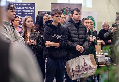 Praca szuka (młodego) człowieka