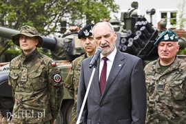 Polscy żołnierze jadą na Łotwę, dowodzi nimi elblążanin