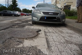 Zwinęli asfalt, mieszkańcy się skarżą  (aktualizacja)