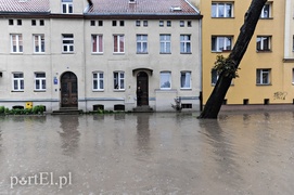 Elbląg i region walczą z powodzią. Najgorzej jest na Związku Jaszczurczego (aktualizacja z godz. 15.30)