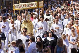 Dziś Boże Ciało, przez miasto przeszło 10 procesji