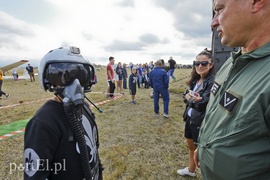 Atrakcje na ziemi i w powietrzu, czyli festyn na lotnisku