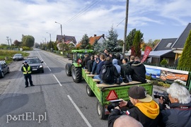 Jak prezes PiS na Mierzei kopał