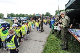 Dobrze się bawili ze służbami