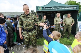 Dobrze się bawili ze służbami