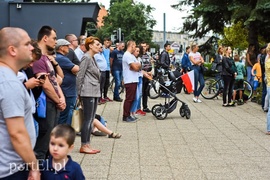 Tu mówi Polska. Tu mówi Warszawa