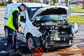 Wypadek na skrzyżowaniu ul. Mazurskiej z al. Odrodzenia