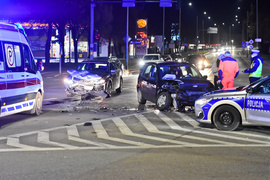 Czołowe zderzenie na al. Tysiąclecia, kolejne odebrane prawo jazdy